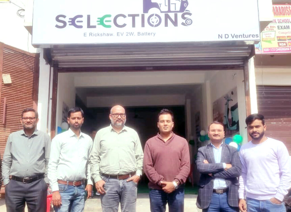 EV Finserv Unveils ‘SELECTIONS’: A Multi-Brand Outlet for E-Rickshaws, EV 2-Wheelers, and Batteries